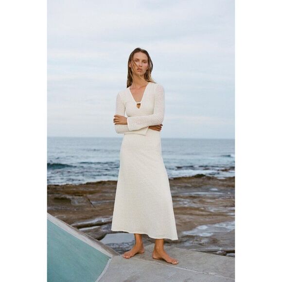 Zara Dresses & Skirts - Zara Womens Midi Dress White M Long Sleeve Crochet Gold Applique 0387/054 NWT